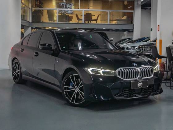 BMW 320i 2.0 16V TURBO FLEX M SPORT AUTOMÁTICO BMW 320i 2.0 16V TURBO FLEX M SPORT AUTOMÁTICO